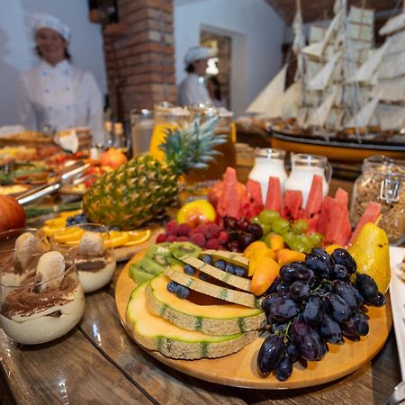 Boutique Hotel Capitano Herceg Novi Bagian luar foto