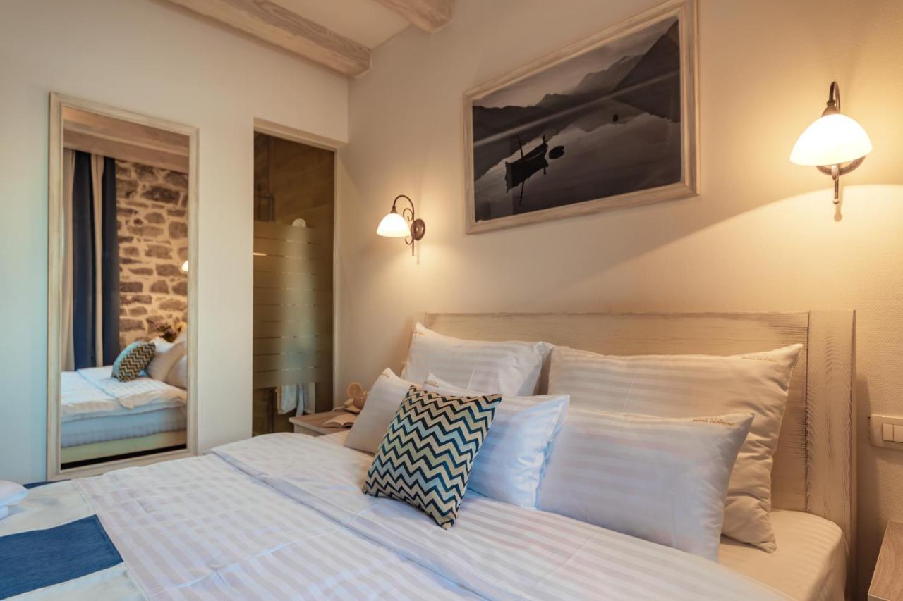 Boutique Hotel Capitano Herceg Novi Ruang foto