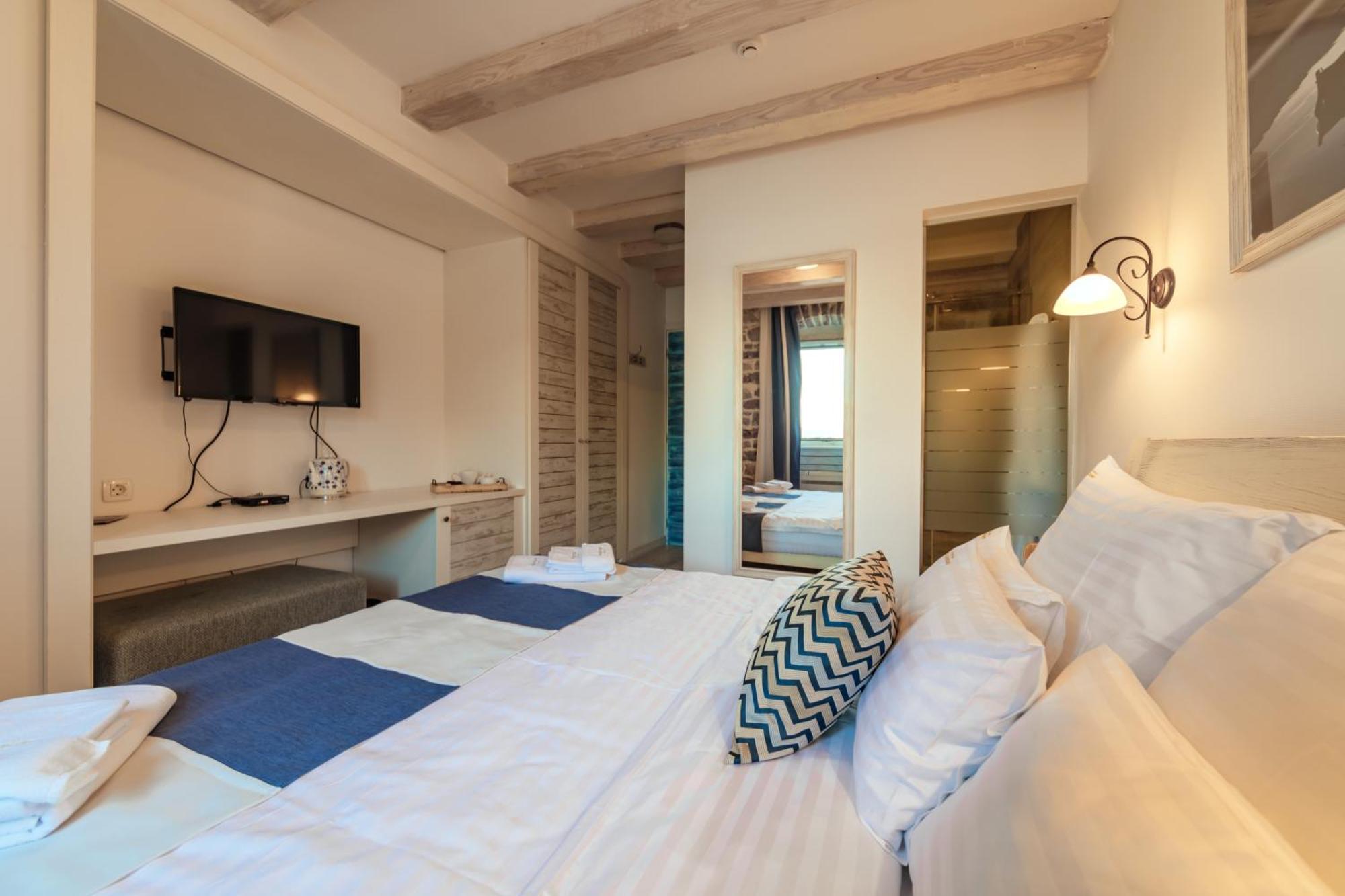 Boutique Hotel Capitano Herceg Novi Ruang foto